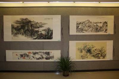 中国收藏网---新闻中心--中央国家机关美术家协会--首届&ldquo;公仆杯&rdquo;书画展在红博馆开幕(图)