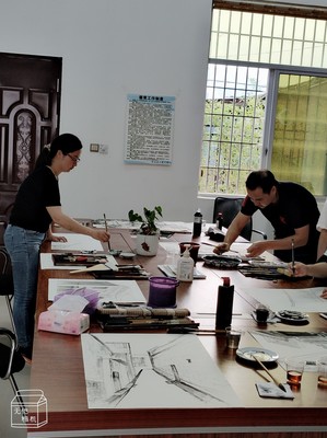 华安美术家协会