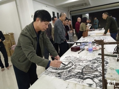 华安美术家协会